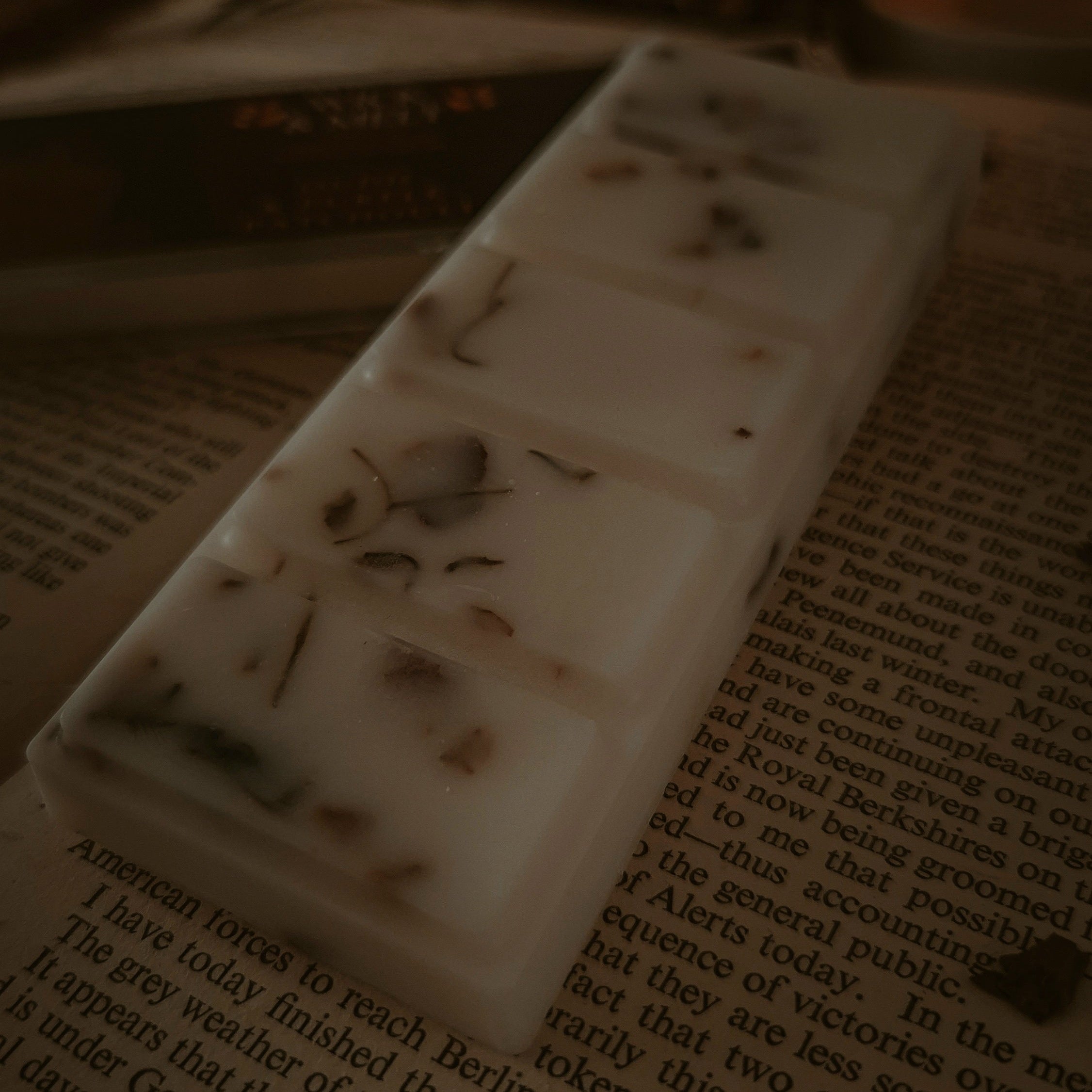 Oudh And Purple Patchouli Wax Melts